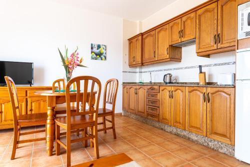 Apartamentos Los Quiqueres Пуэрто дель Кармен Экстерьер фото
