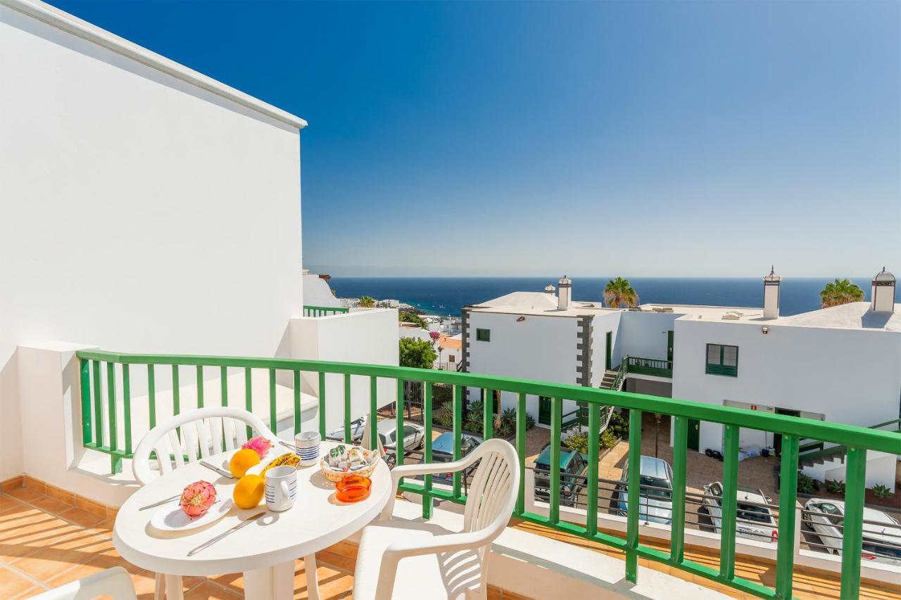 Apartamentos Los Quiqueres Пуэрто дель Кармен Экстерьер фото